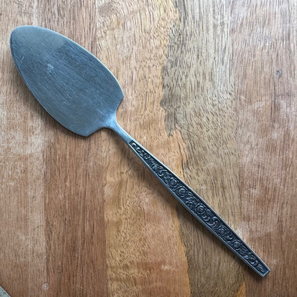 Vintage Granada‎ Rose Stainless Steel Cake Server Floral Flatware